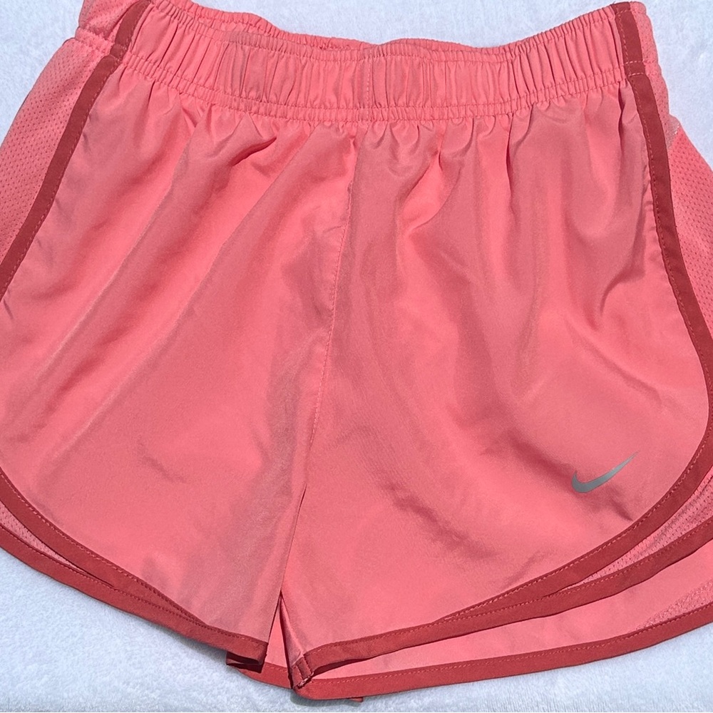 Nike Pink Athletic Shorts Lightweight Performance